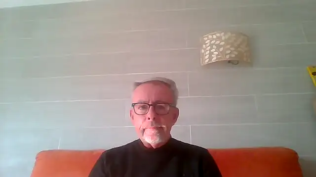 tuggy59 Obrolan Langsung XXX