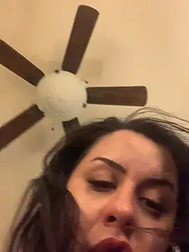 holyeroticss: онлайн-секс-чат