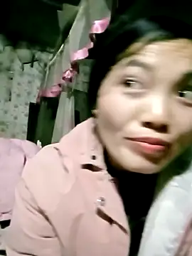 ngan-cute Live XXX Chat