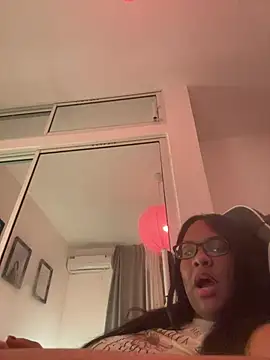 Chat XXX ao vivo de Chaniita