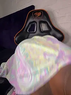 QUEEN_NOBUHLE_FEMDOM_777 网络视讯表演