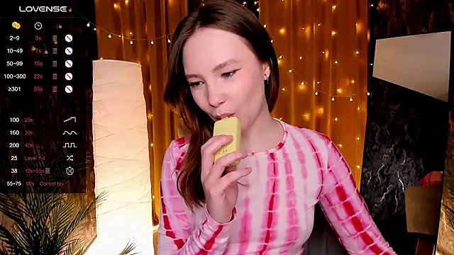 LanaBlu_ Obrolan Langsung XXX