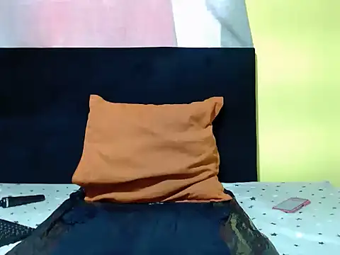 Pokazy przed kamerką – JinglynJuicy22