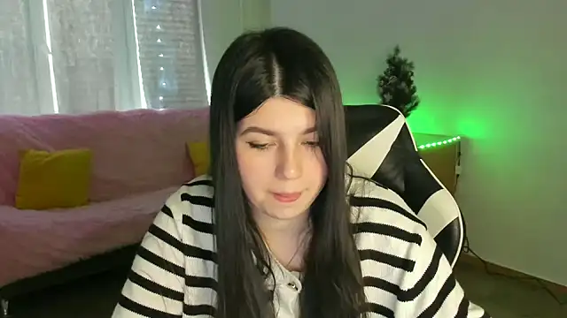 KisaModel Chat XXX live