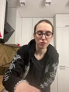 MartiniiSelenna 现场XXX聊天