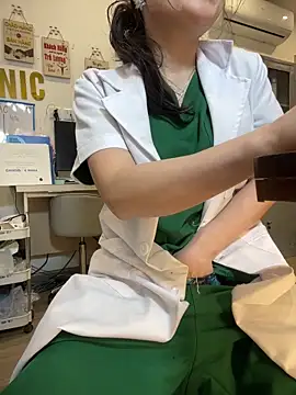 Chat +18 de Clinic_Sexy ao vivo