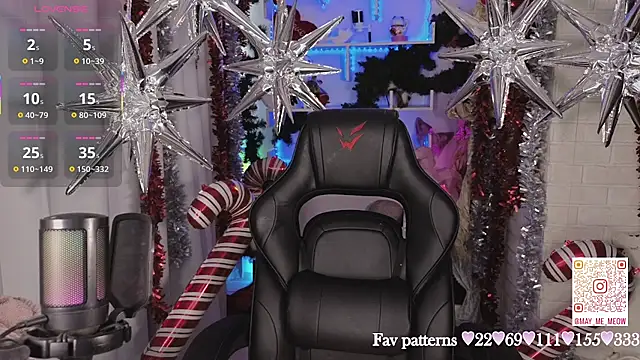 Mee-Meow Live XXX Chat