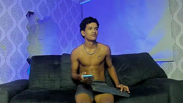 Онлайн чат XXX Boy_savoy