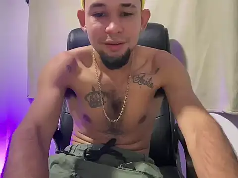 enyel_100 webkamerás műsora