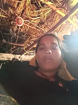 Cutsedi3's Webcam Show