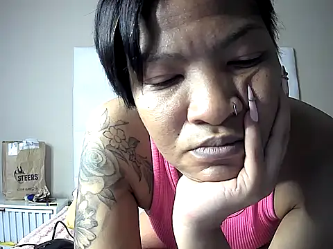 SexyPettiteDonna Chat XXX live