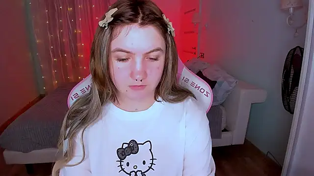 lovelyy_julia: онлайн-секс-чат