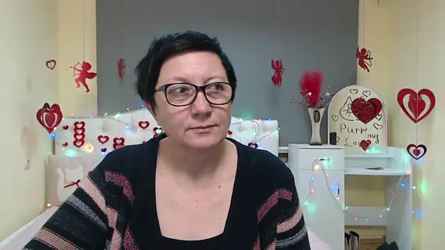 EmilyL0ve Chat XXX live