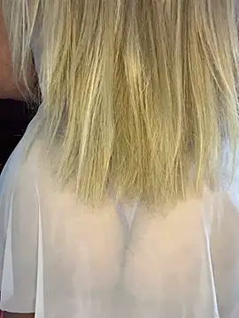 Melissa_Bianco: онлайн-секс-чат