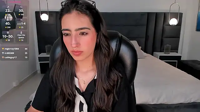 دردشة LarisaSmirnov الجنسية المباشرة