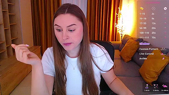 _Mia_Adams 即時 XXX 聊天