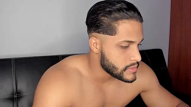 Chat XXX ao vivo de Pier_Simons