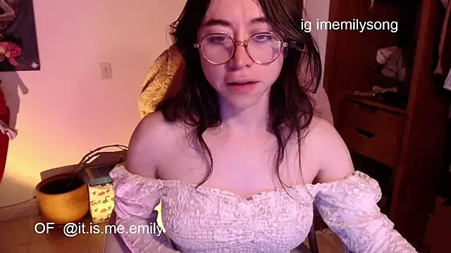 emily_pearl_ 라이브 XXX 채팅