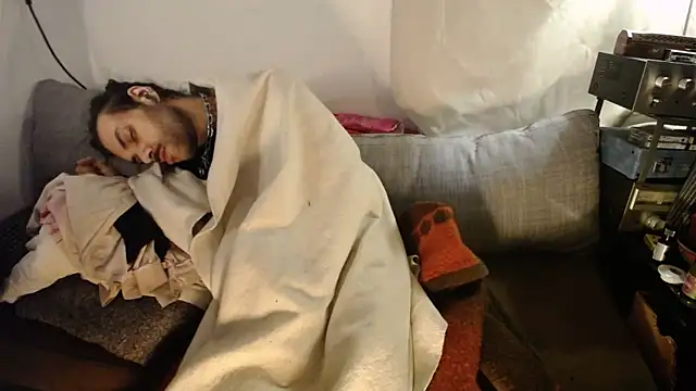 Chatroom XXX en direct de P4RtYBOII92