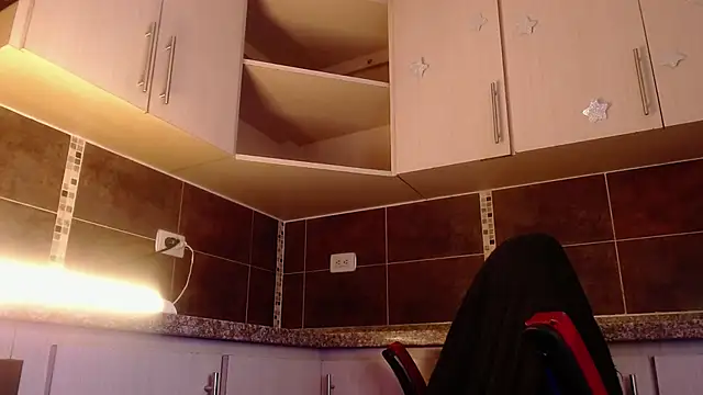 Chatroom XXX en direct de AlbertBernal69