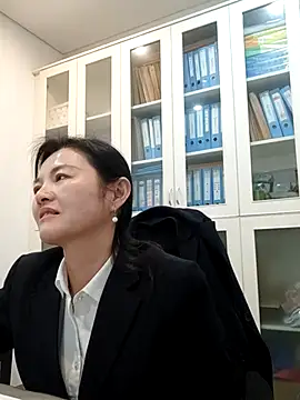 ialnuyoa_h 在線直播表演