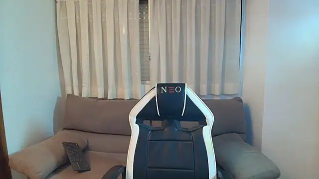 Chatroom XXX en direct de Milanthompson2025