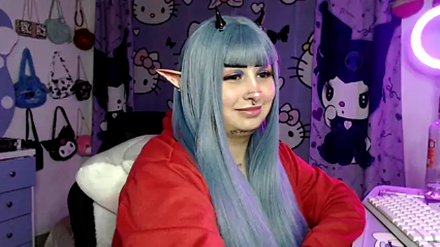 lussyevans24 Adlı Modelin Canlı XXX Sohbeti