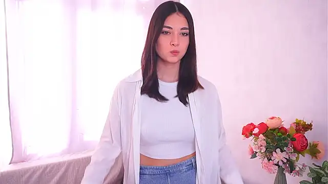 ElyseMangina: онлайн-секс-чат