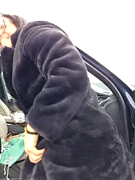 AllanaSquirt Adlı Modelin Canlı XXX Sohbeti