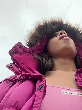 Praga_Pink 即時 XXX 聊天