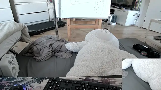 CeriseLapine Chat XXX live