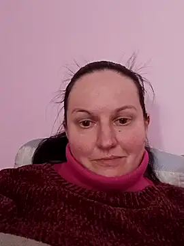 BustyLadyAlma's Live XXX Chat