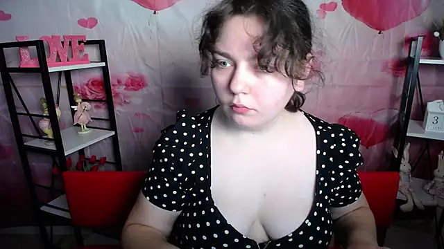 NeonilaLisova's Live XXX Chat