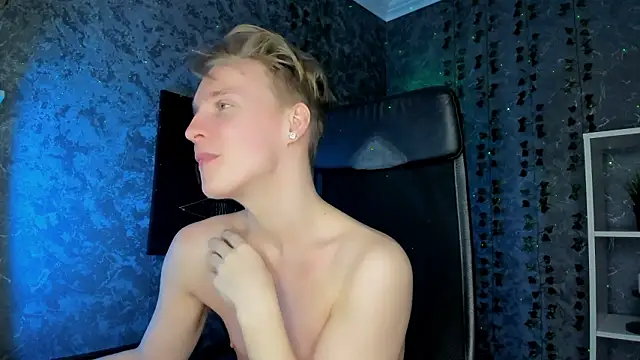 AlexxSweet 网络视讯表演