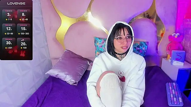 Živý XXX chat NaniiSisy