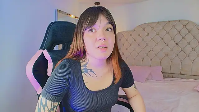 Fluffy_Bubble21 Live XXX-Chat