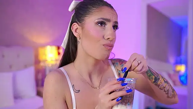 OhhAisha's Live XXX Chat