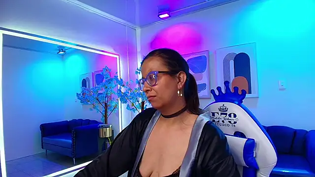 Amber__rouge Live XXX-Chat