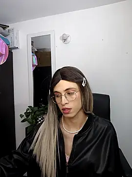 Andy_Roses' Live XXX Chat