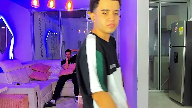 Chatroom XXX en direct de Houseofwarrios