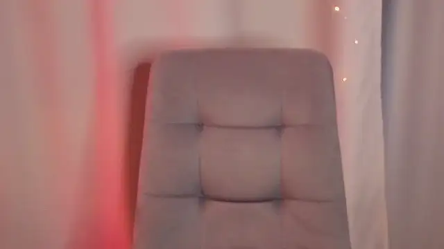 Онлайн чат XXX Leyla_crsh