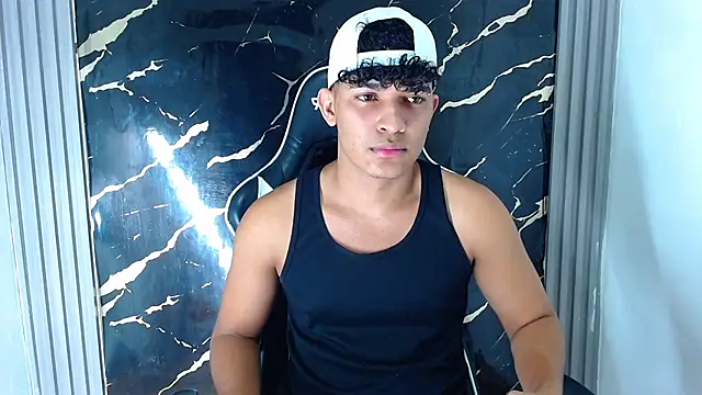 jamescurly00 webkamerás műsora