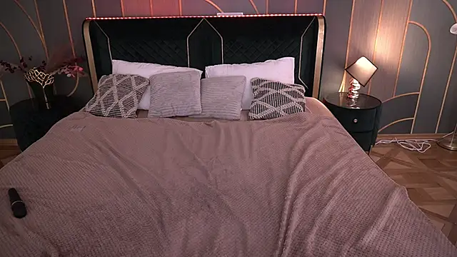 Chat XXX ao vivo de NikkiGoldSide