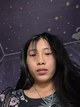 LyLyX09's Live XXX Chat