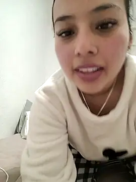 Angelmoon04 élő XXX-chatje