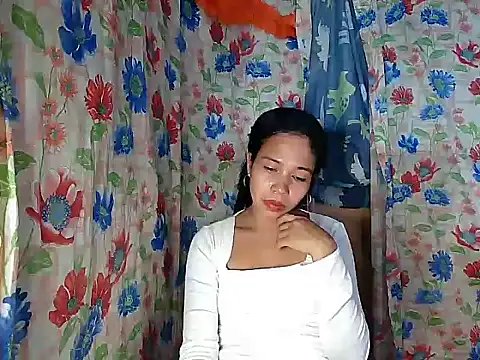 PinaySkinnyGirl: онлайн-секс-чат