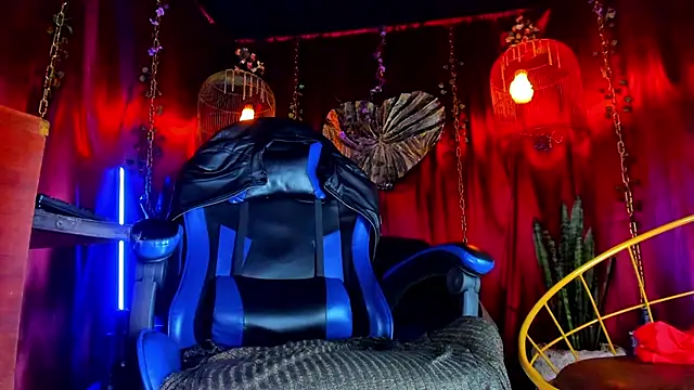 LatinMilk_ 现场XXX聊天