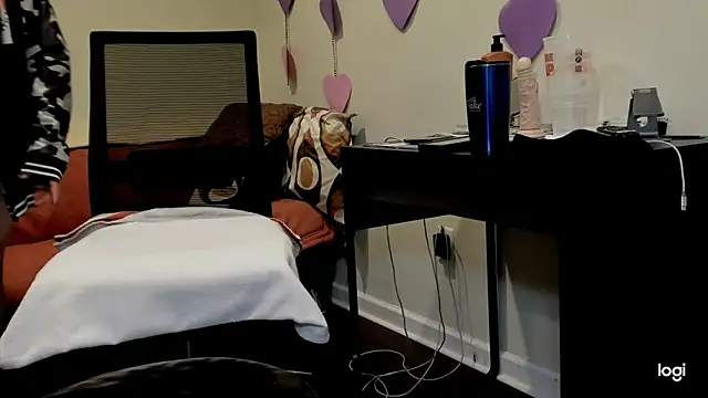 alphalife Adlı Modelin Canlı XXX Sohbeti