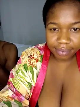 Zura_Sonsu Adlı Modelin Canlı XXX Sohbeti