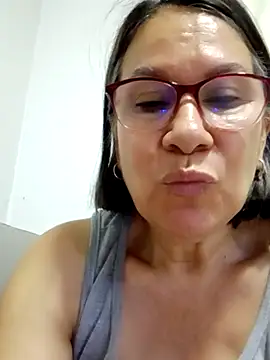 Chat +18 de victoria_wayne ao vivo